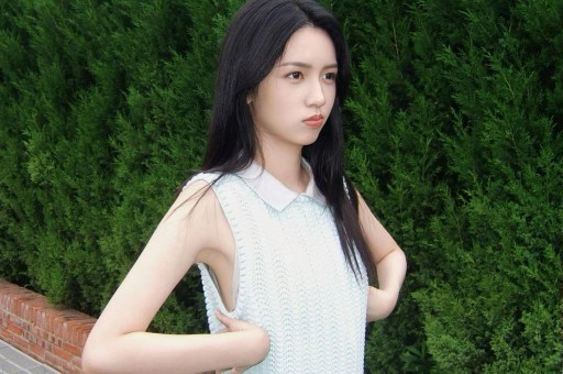 美顶流纯神演穿普拉达的女王2被删光！秀身体黑历史太多