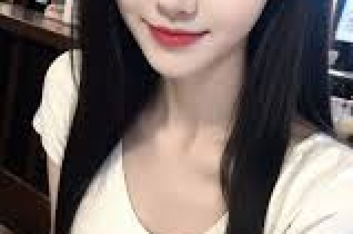 檀健次人设崩塌向女网红示弱频送红包风波后复出现场彻底失控
