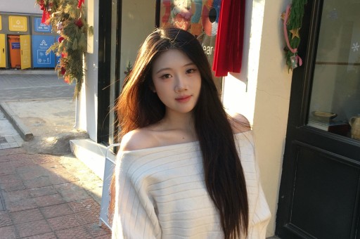 恩爱32年不敌现实朱媛媛辞世一年后悲痛隐退的辛柏青如今怎样